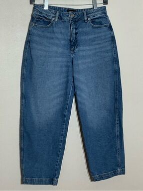 Free Assembly 8 Classic High-Rise Barrel Jeans